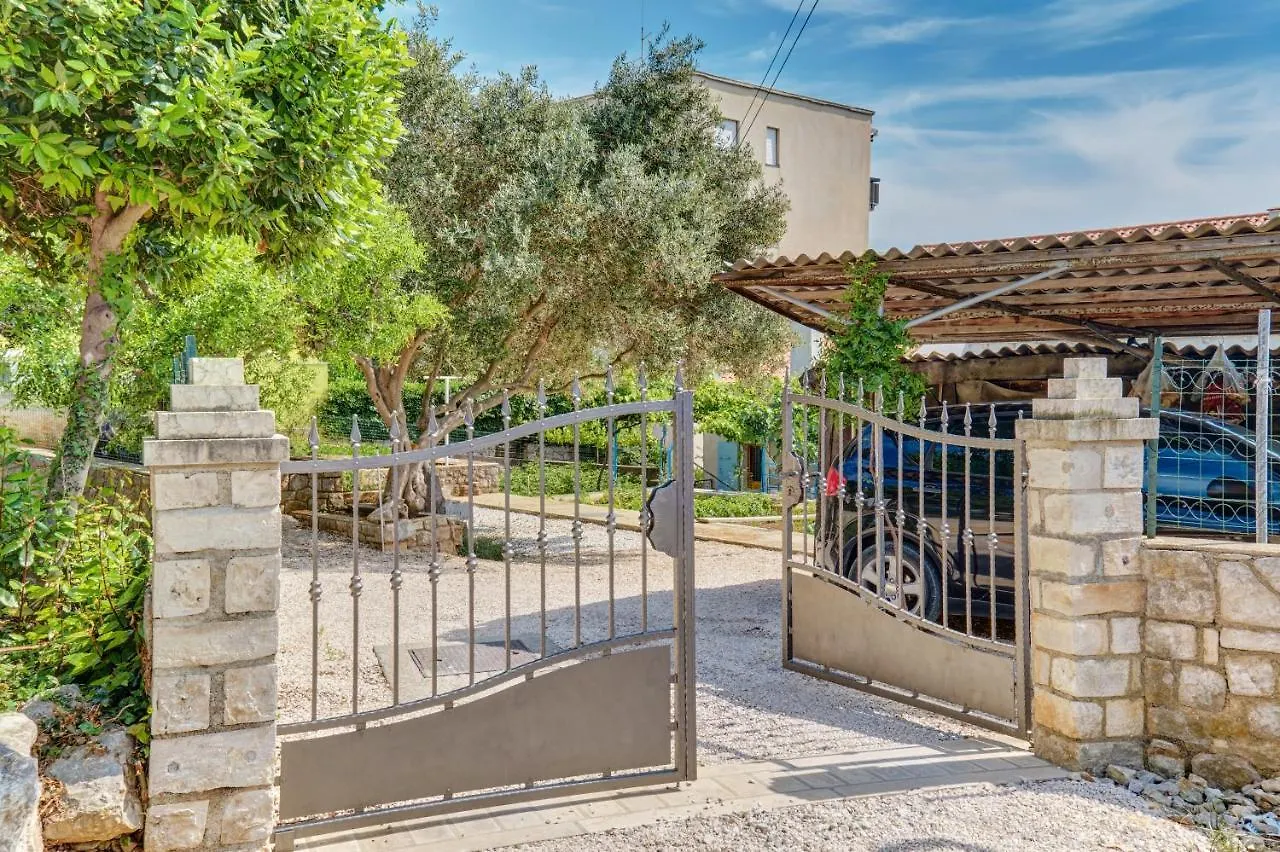 Apartment Dami Mali Lošinj