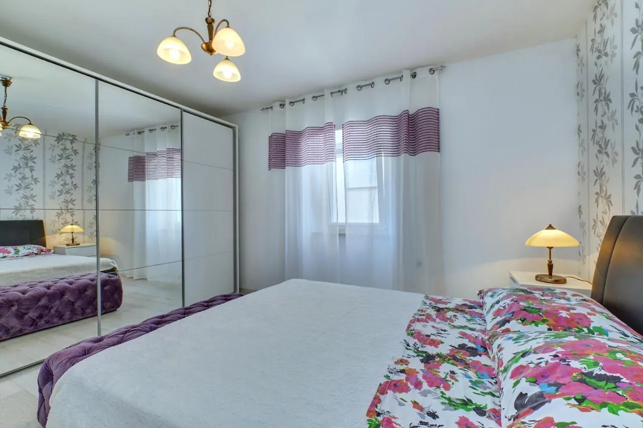 Apartment Dami Mali Lošinj